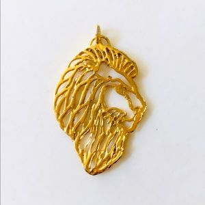 Lion’s head pendant